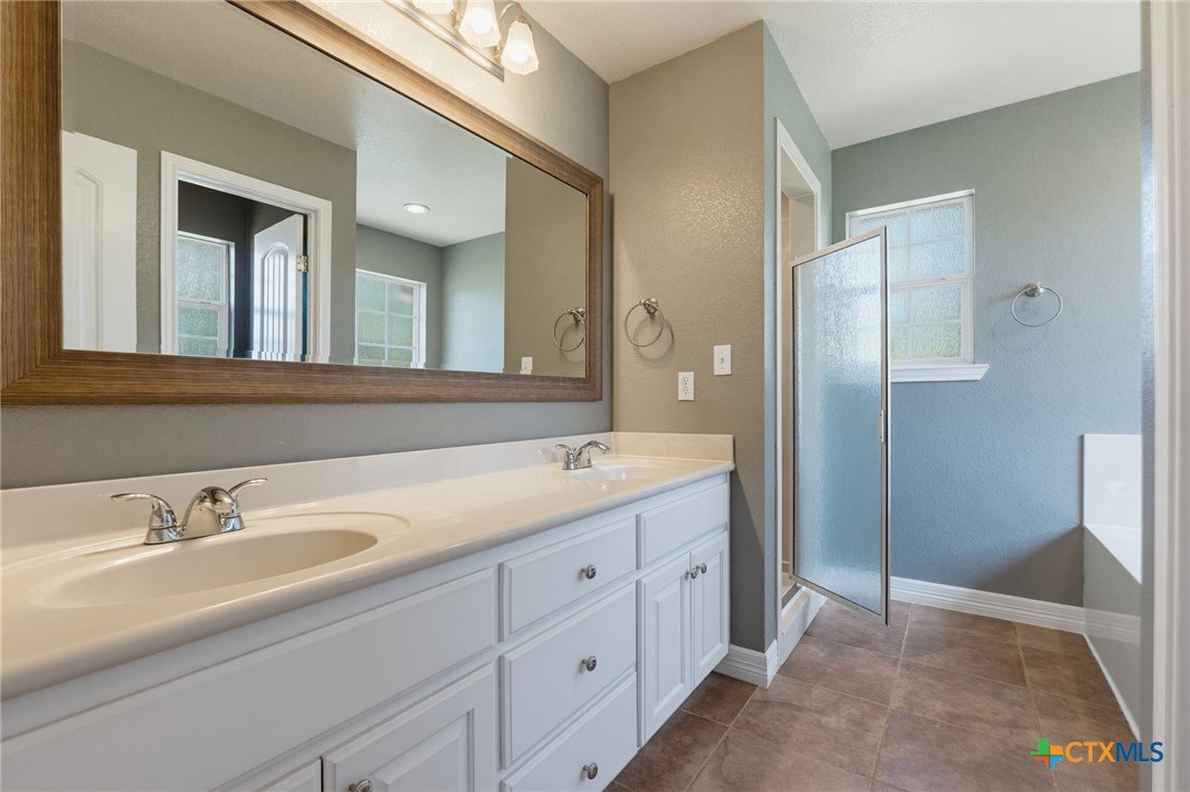 111 Kathy Street Property Photo 11
