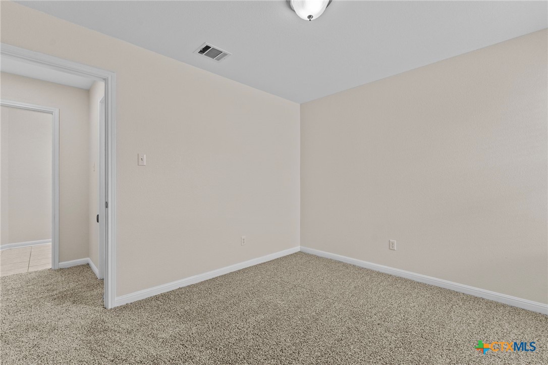 185 Silver Maple Property Photo 33