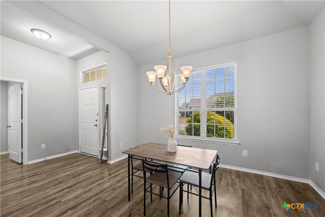 706 Hobby Road Property Photo 8