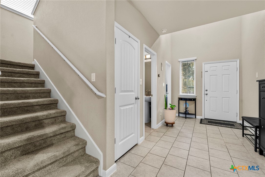 673 Sheridan Park Property Photo 22