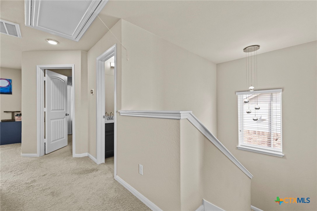 673 Sheridan Park Property Photo 26