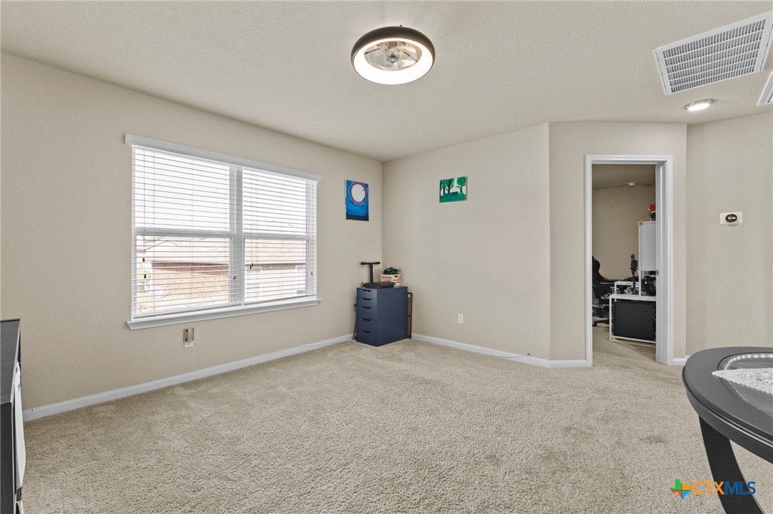 673 Sheridan Park Property Photo 39