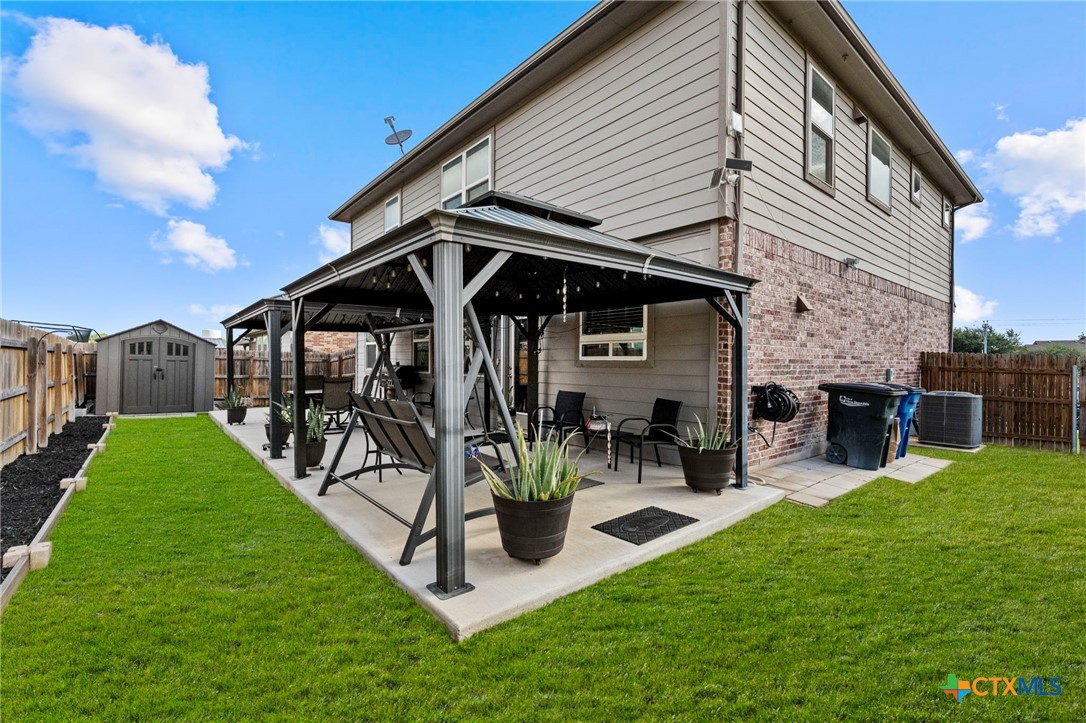 673 Sheridan Park Property Photo 40