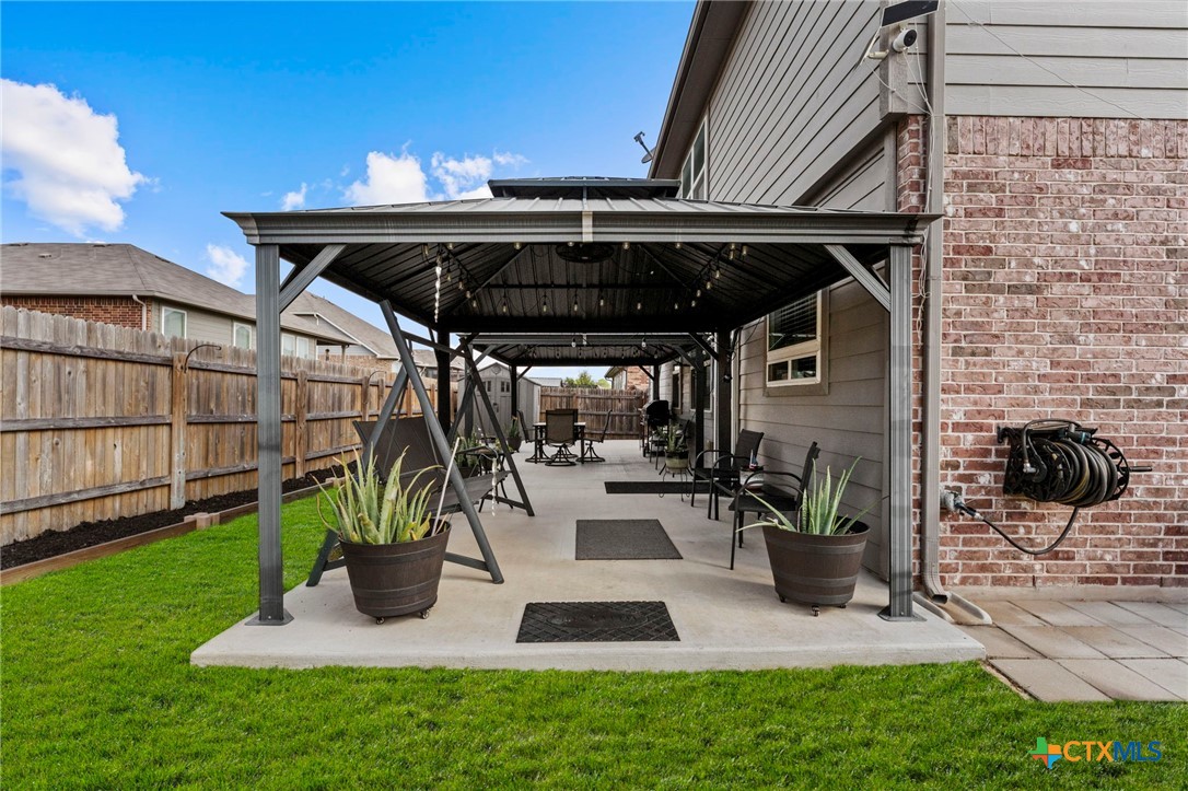 673 Sheridan Park Property Photo 41