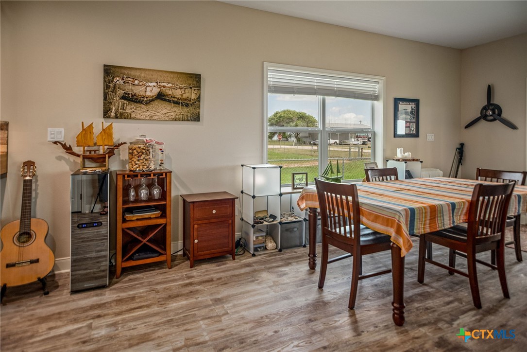 258 Alamo Beach Avenue Property Photo 11