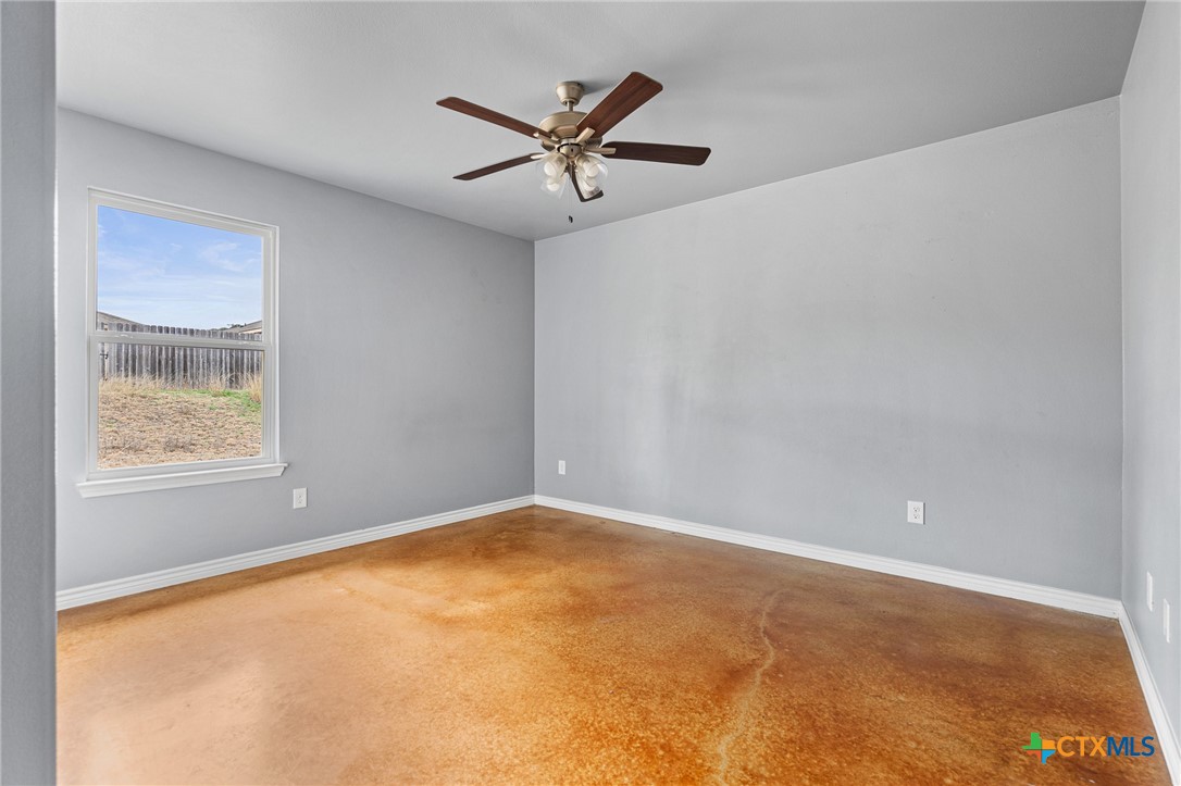 1806 Castroville Trail Property Photo 8