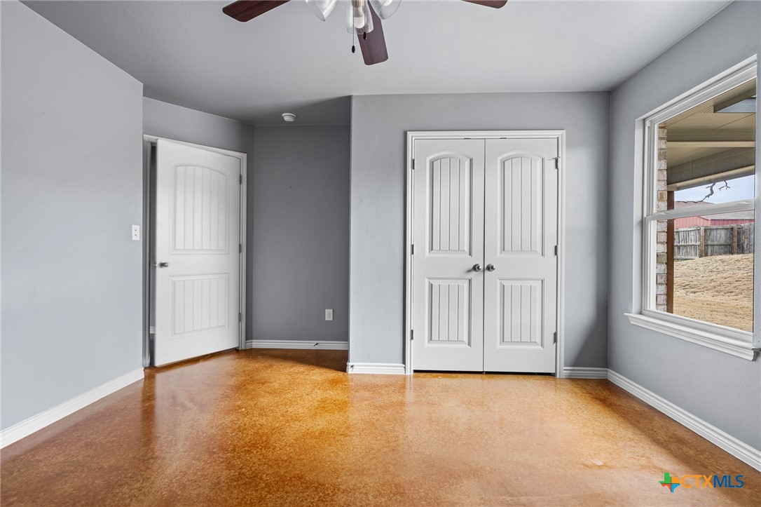 1806 Castroville Trail Property Photo 9