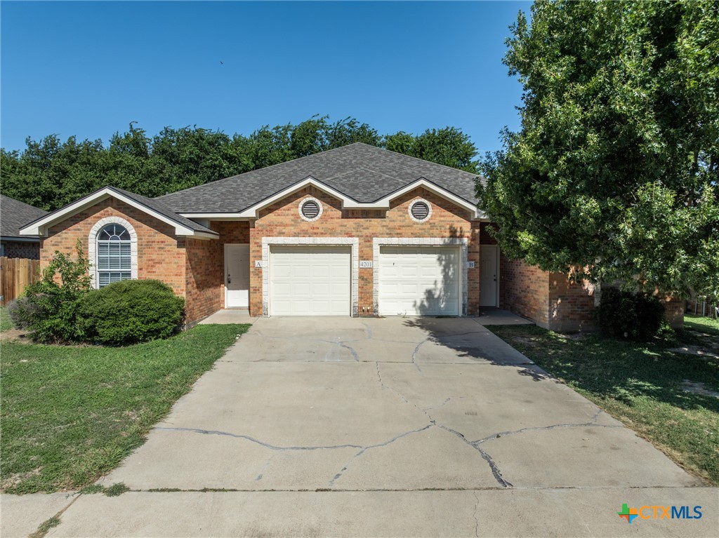 4201 Cambridge Drive Property Photo 3