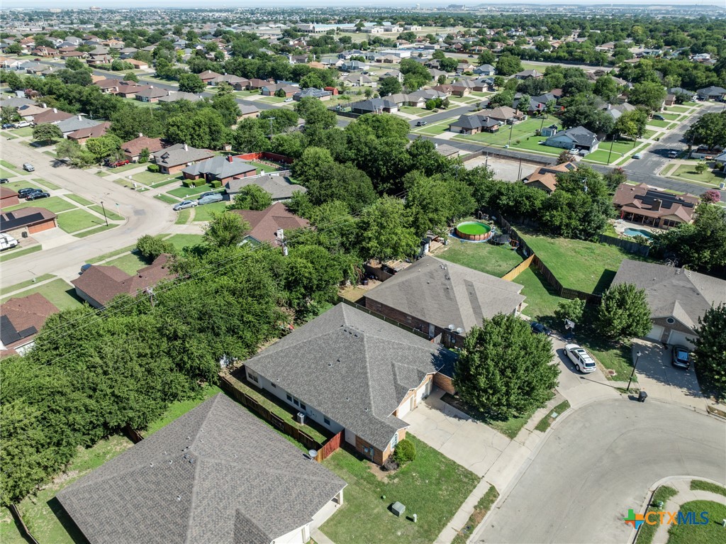 4201 Cambridge Drive Property Photo 8