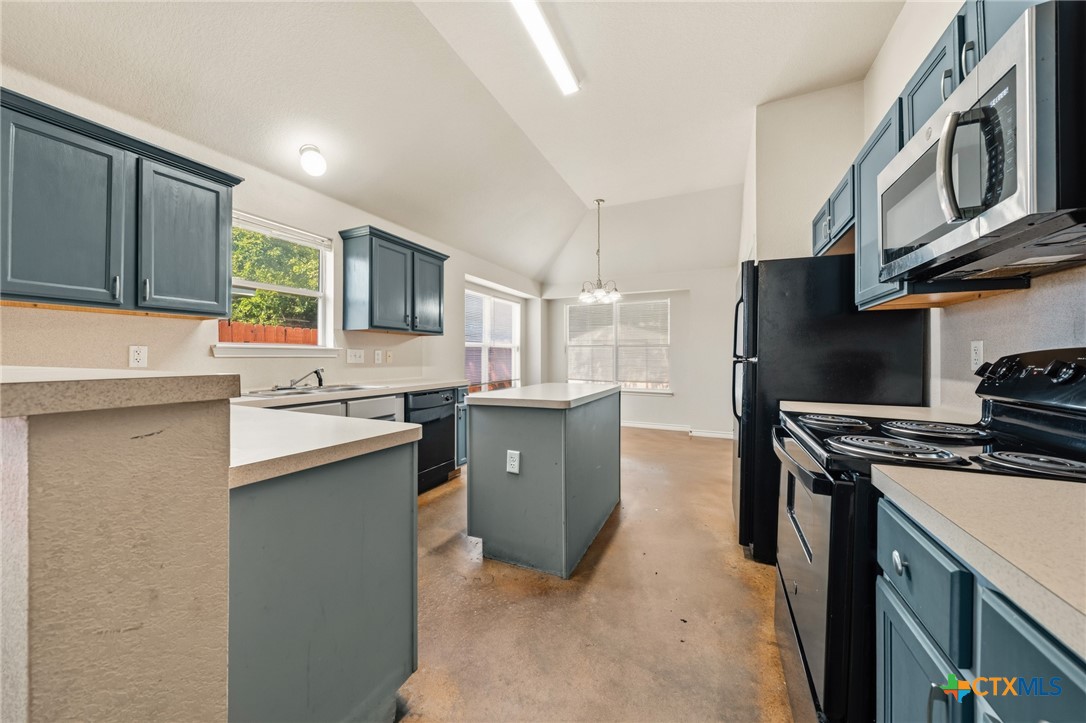 4201 Cambridge Drive Property Photo 21