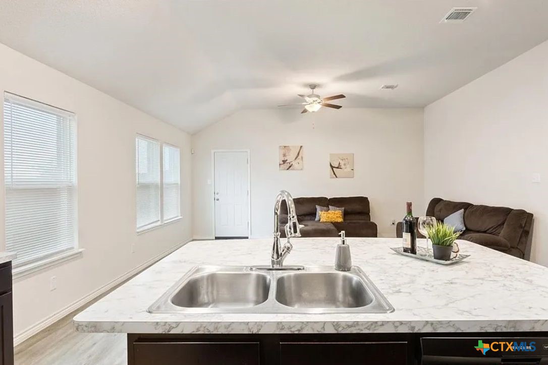 6510 Catherine Drive Property Photo 4