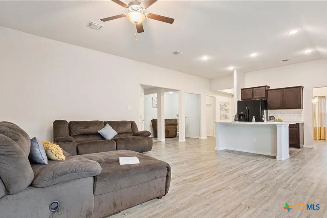 6510 Catherine Drive Property Photo 5