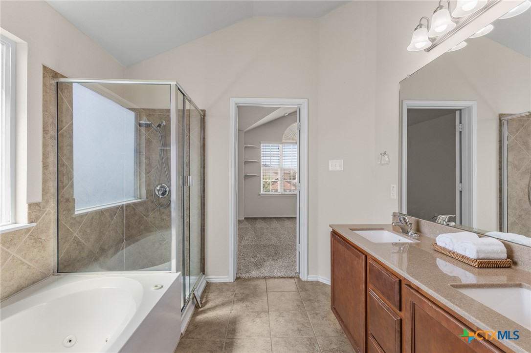 9702 Adeel Drive Property Photo 35