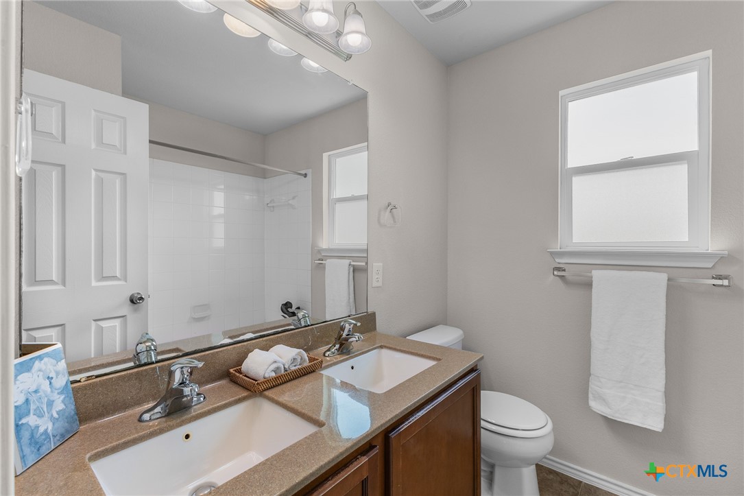 9702 Adeel Drive Property Photo 40