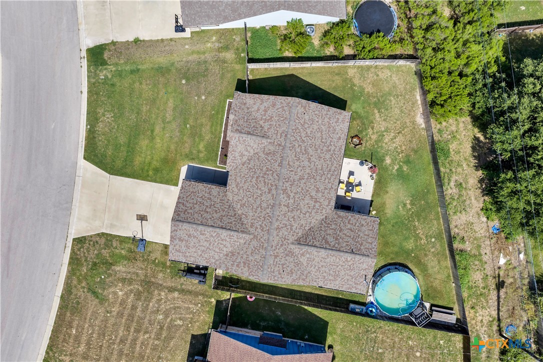 1106 Limestone Drive Property Photo 5