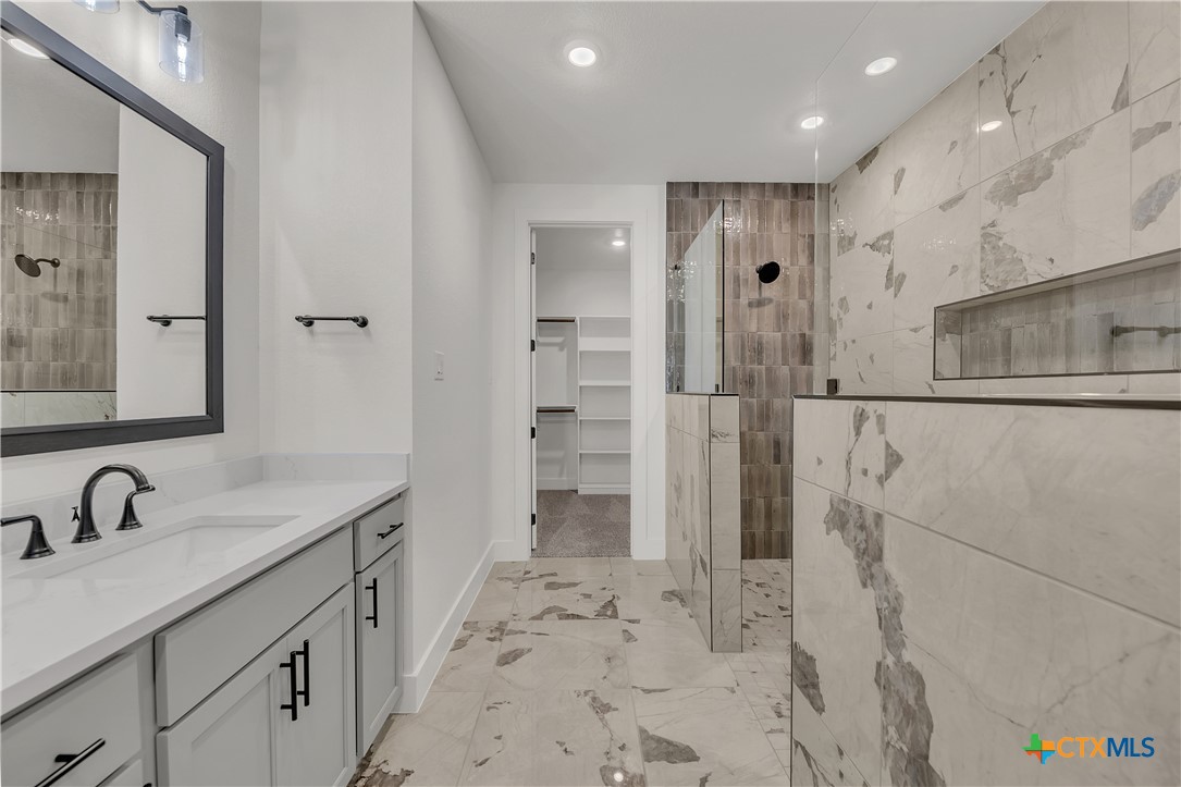 3061 Bella Vita Drive Property Photo 16