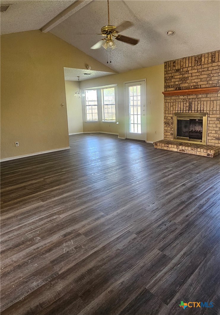307 Eichelberger Drive Property Photo 3