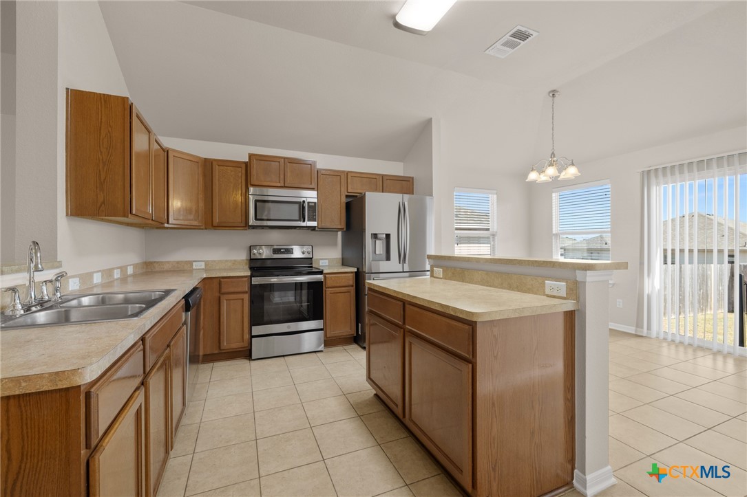 2417 Stoneham Property Photo 12