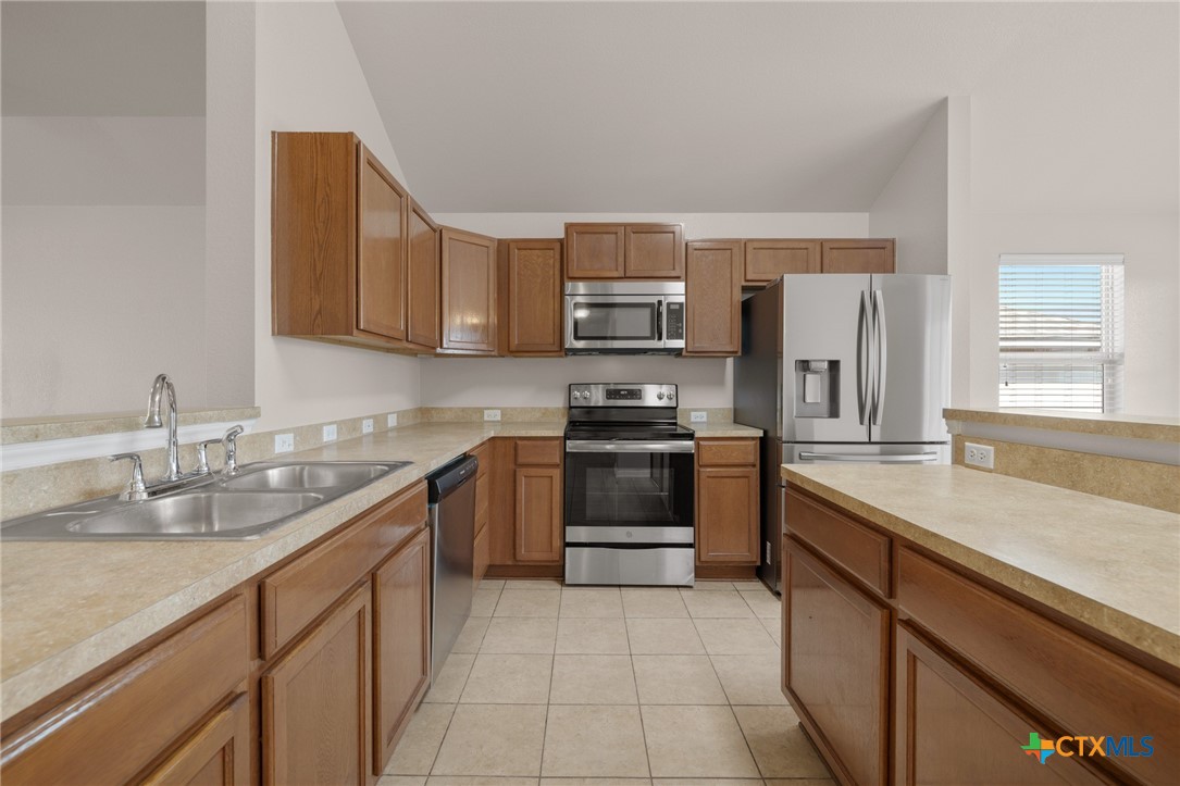 2417 Stoneham Property Photo 13
