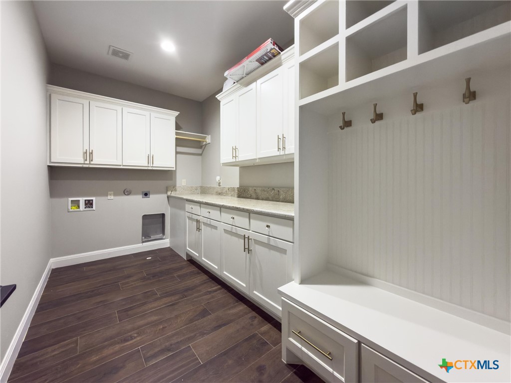 152 Whitney Woods Circle Property Photo 25