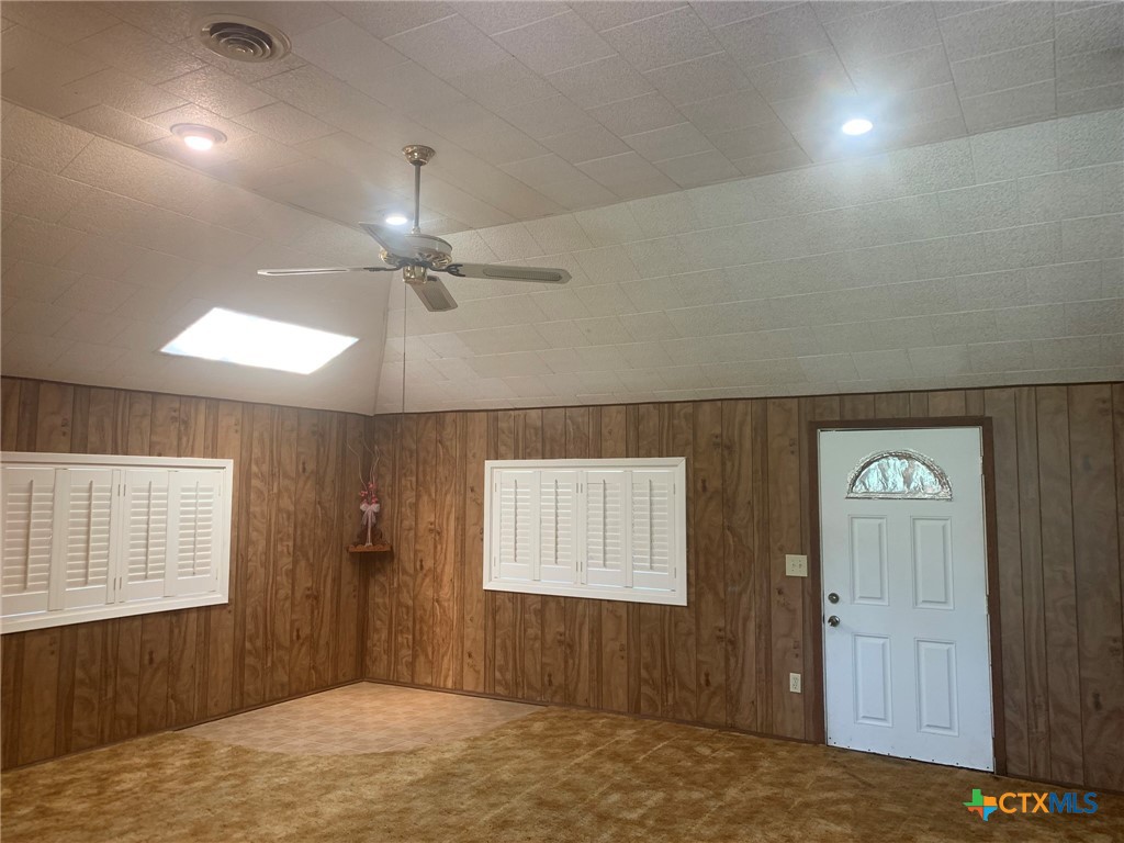 10704 State Highway 185 Property Photo 4