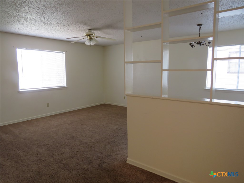 507 E Beeline Lane 3 Property Photo 2
