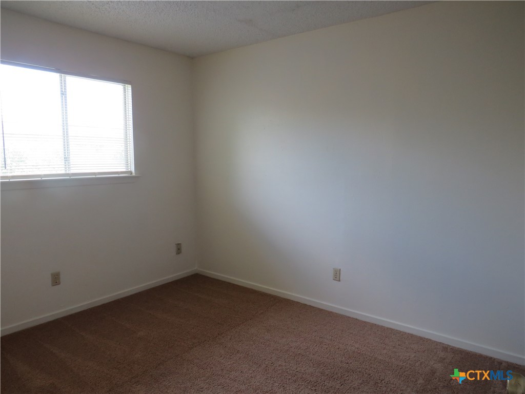 507 E Beeline Lane 3 Property Photo 8