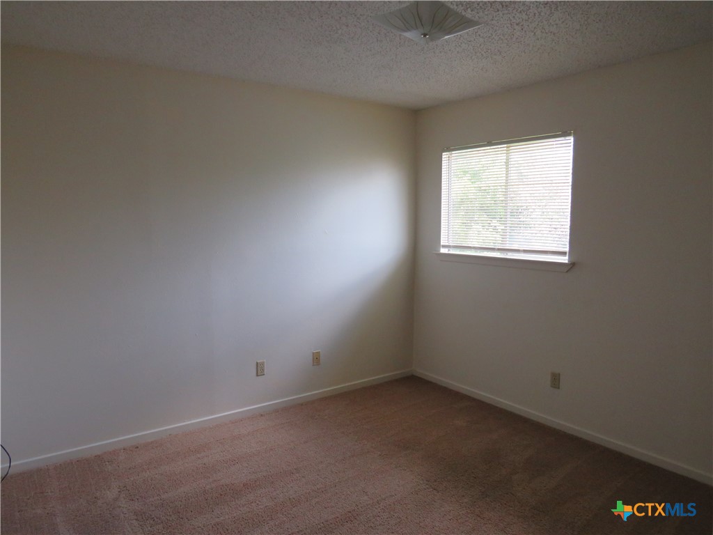 507 E Beeline Lane 3 Property Photo 9