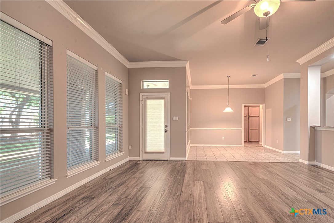 5920 Fawn Meadows Drive Property Photo 19