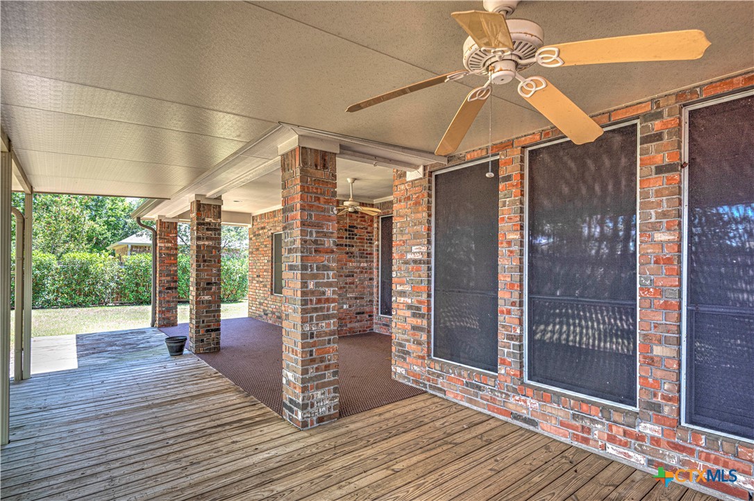 5920 Fawn Meadows Drive Property Photo 44