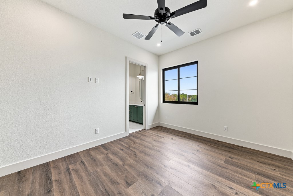 103 Lakeview Boulevard Property Photo 34