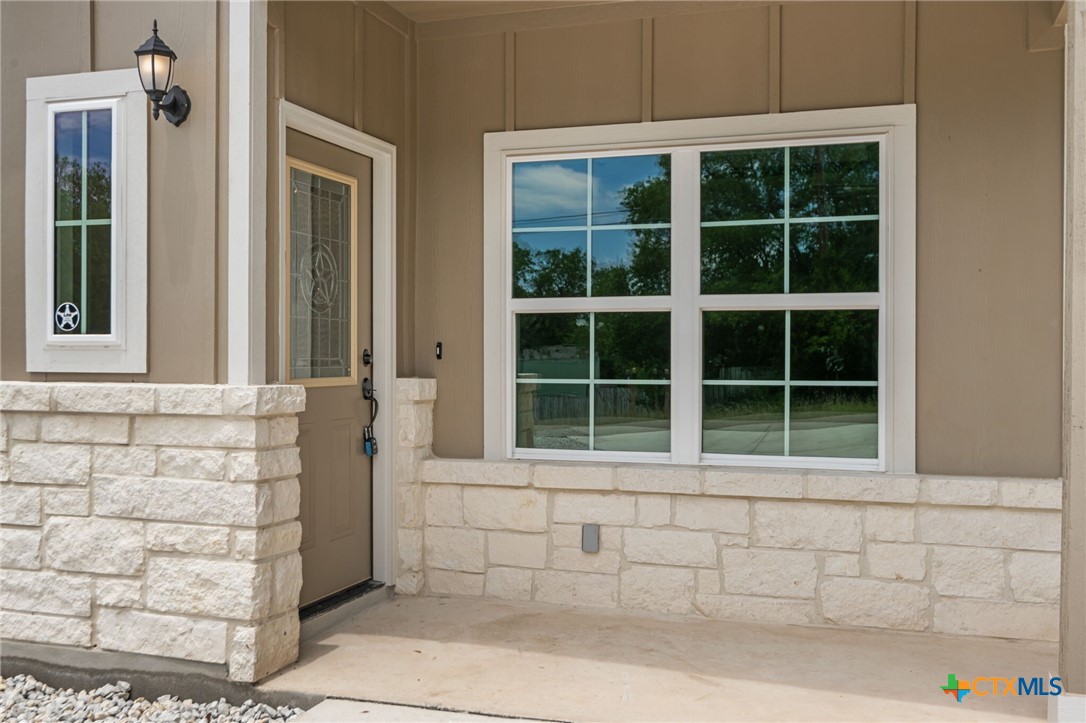 2560 Puter Creek A Property Photo 3