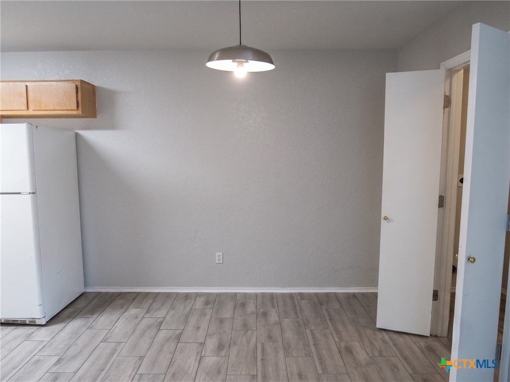 2704 Edgefield Street Property Photo 6