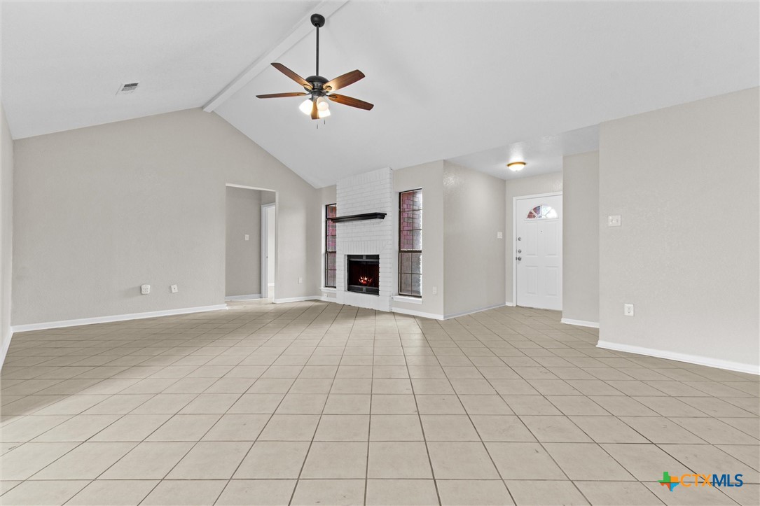 180 County Road 4933 Property Photo 4