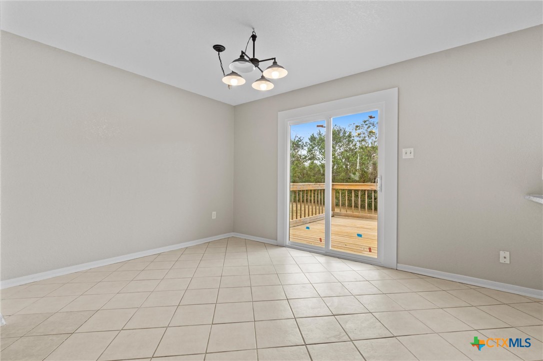 180 County Road 4933 Property Photo 13