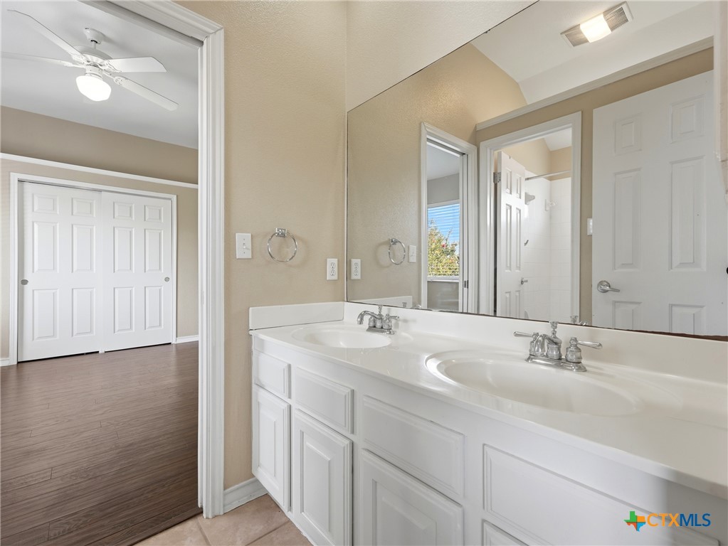 33 Greens Cliff Property Photo 38