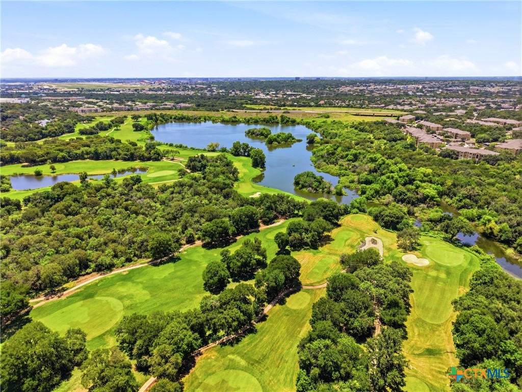 33 Greens Cliff Property Photo 47