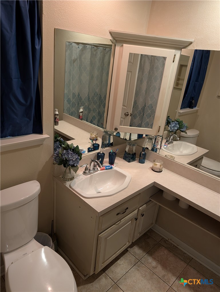 1908 Bundrant Drive Property Photo 12