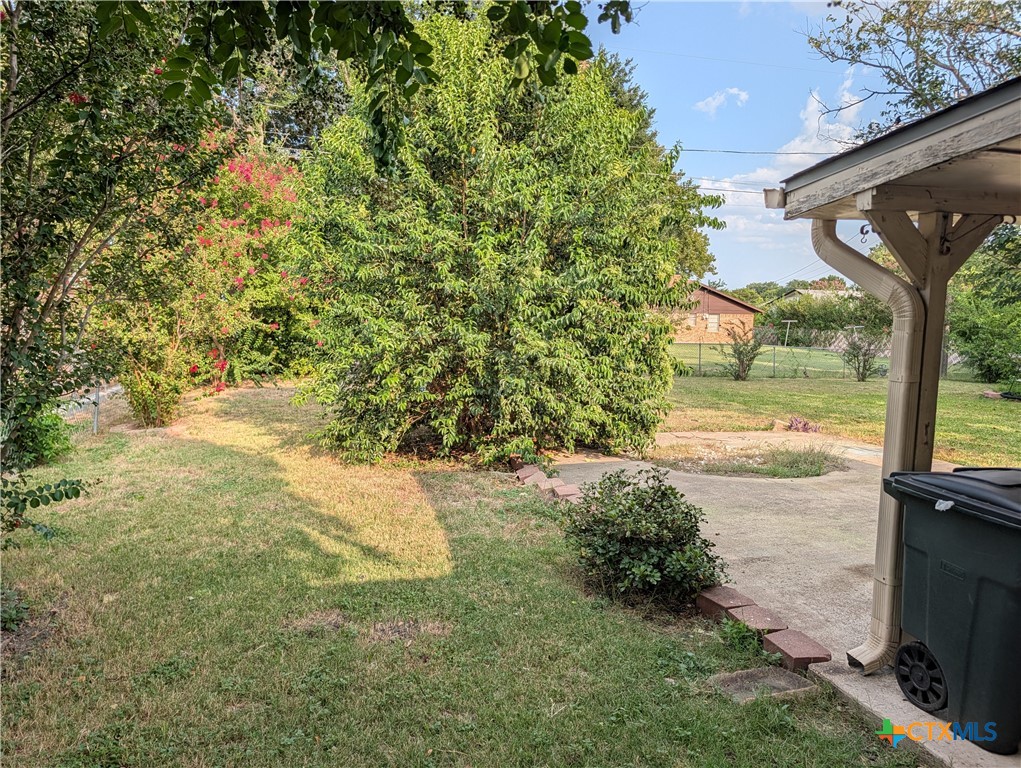 1908 Bundrant Drive Property Photo 22