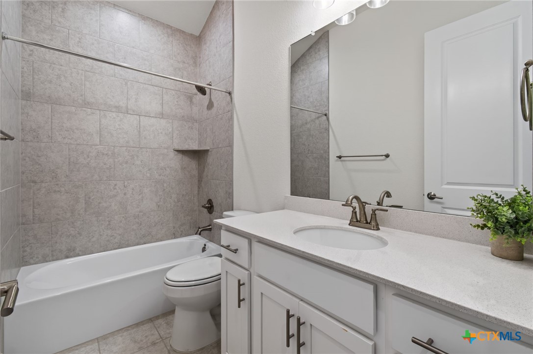 120 Sweeping Sage Lane Property Photo 12