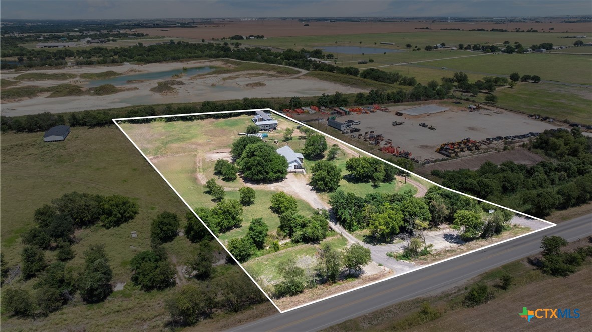 1421 Fm 1660 Property Photo 5