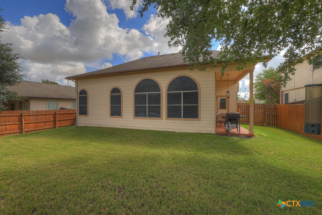 716 Hollow Ridge Property Photo 21