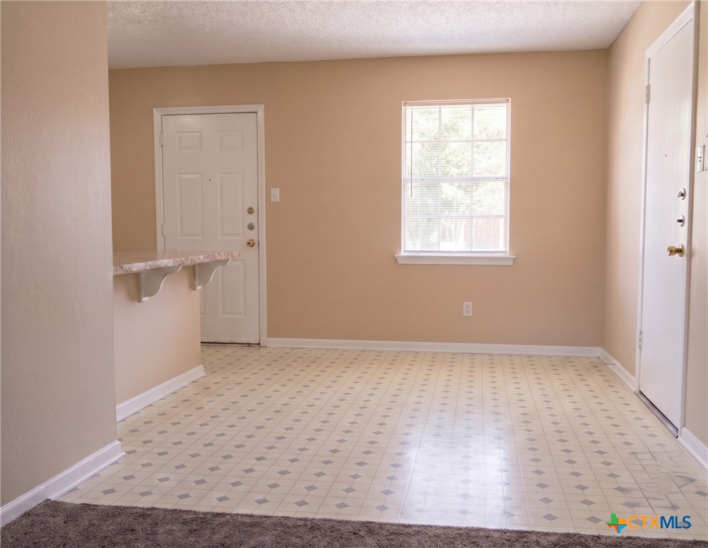 705 Traci Drive Property Photo 3