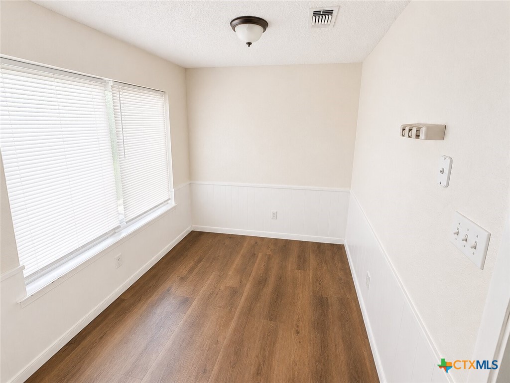 1709 Shoemaker Drive Property Photo 8