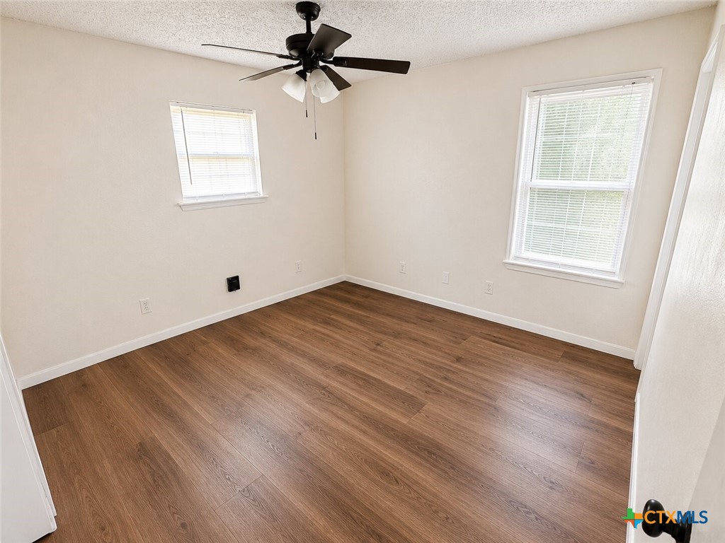 1709 Shoemaker Drive Property Photo 9