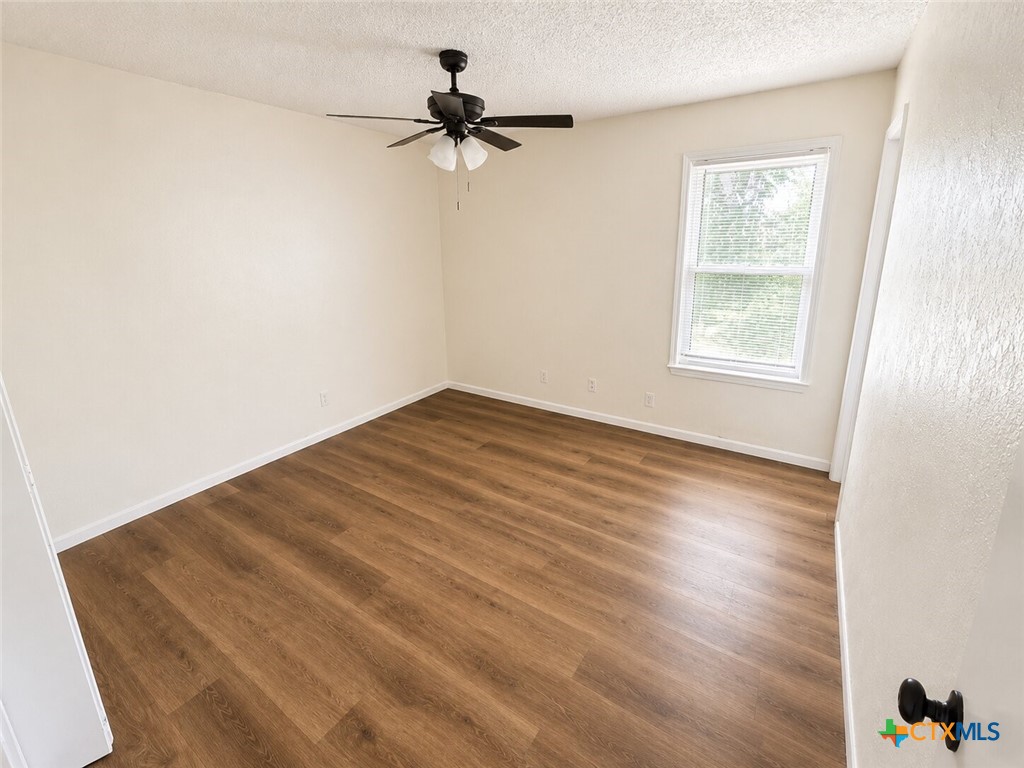 1709 Shoemaker Drive Property Photo 10