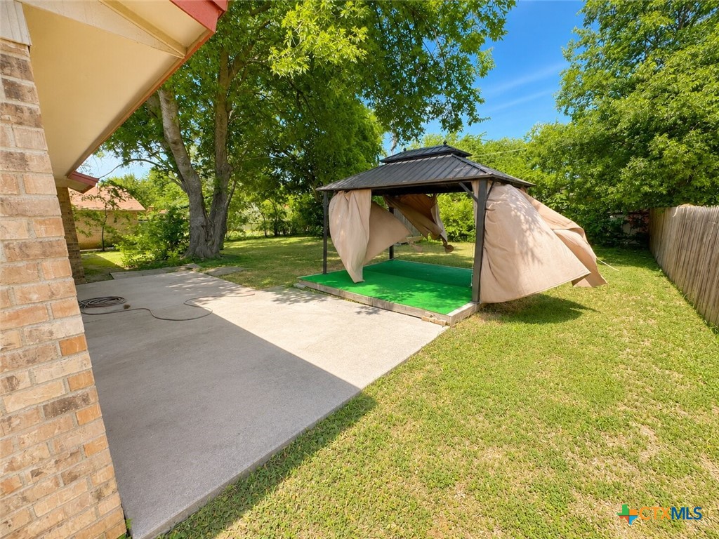 1709 Shoemaker Drive Property Photo 11