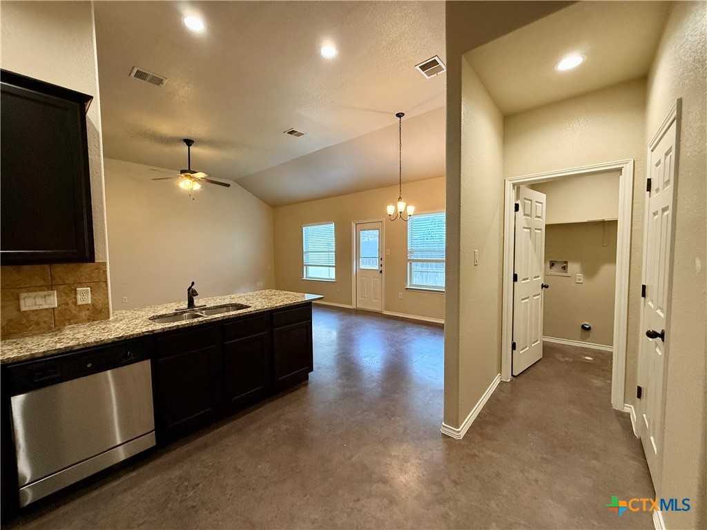 424 Jack Rabbit Lane A Property Photo 7