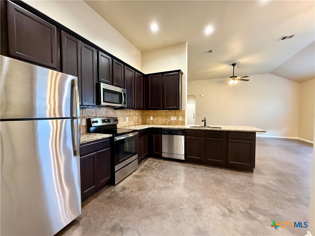 424 Jack Rabbit Lane A Property Photo 8