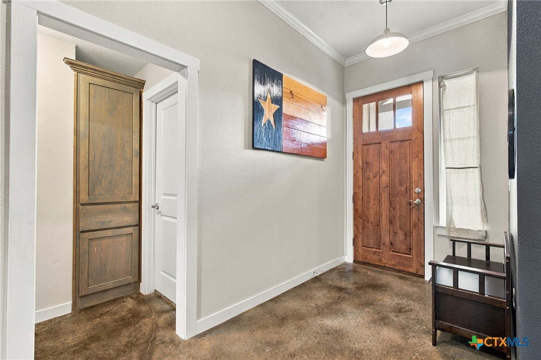 1202 S Willis Street Property Photo 4